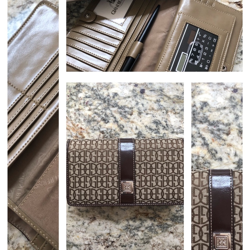 Giani Bernini Wallet with lots of space!!